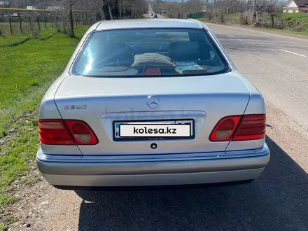 Mercedes-Benz E 240 1998 года за 2 300 000 тг. в Алматы – фото 19