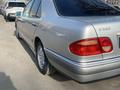 Mercedes-Benz E 240 1998 года за 2 300 000 тг. в Алматы – фото 2
