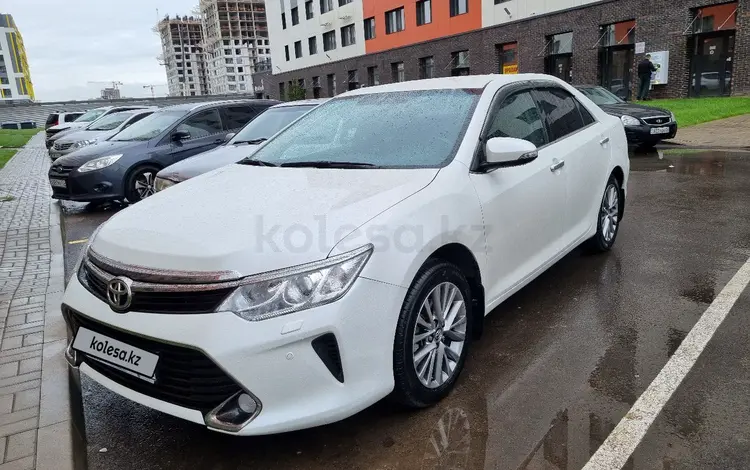 Toyota Camry 2017 года за 15 000 000 тг. в Астана