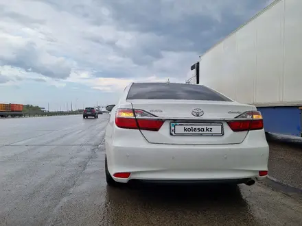 Toyota Camry 2017 года за 14 200 000 тг. в Астана – фото 88