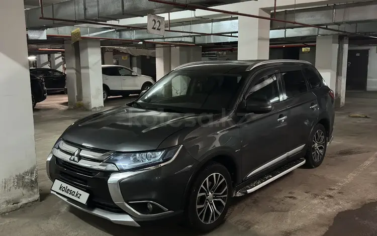 Mitsubishi Outlander 2015 года за 9 500 000 тг. в Астана