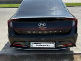 Hyundai Sonata 2021 года за 11 400 000 тг. в Алматы – фото 4