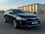 Toyota Camry 2015 года за 11 500 000 тг. в Шымкент – фото 3