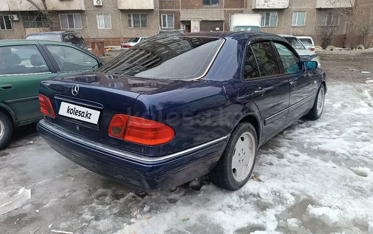 Mercedes-Benz E 280 1996 года за 2 700 000 тг. в Павлодар