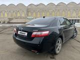 Toyota Camry 2007 года за 5 700 000 тг. в Уральск – фото 2