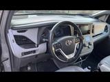 Toyota Sienna 2014 годаүшін10 500 000 тг. в Актау – фото 4