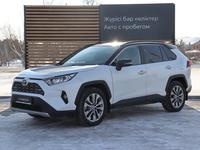 Toyota RAV4 2019 года за 14 790 000 тг. в Кокшетау