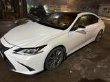Lexus ES 250 2020 года за 21 000 000 тг. в Алматы – фото 2