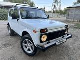 ВАЗ (Lada) Lada 2121 2000 года за 2 000 000 тг. в Алматы – фото 4