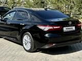 Toyota Camry 2019 года за 13 600 000 тг. в Усть-Каменогорск – фото 3