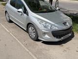 Peugeot 308 2012 года за 2 800 000 тг. в Астана