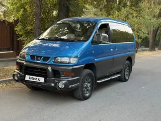 Mitsubishi Delica