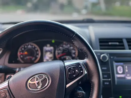 Toyota Camry 2016 года за 8 000 000 тг. в Уральск – фото 9