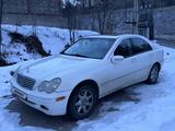 Mercedes-Benz C 240 2002 годаfor3 200 000 тг. в Алматы – фото 5