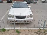 Mercedes-Benz E 240 2001 годаүшін3 500 000 тг. в Актау – фото 3