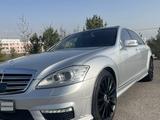 Mercedes-Benz S 500 2010 годаfor10 900 000 тг. в Алматы