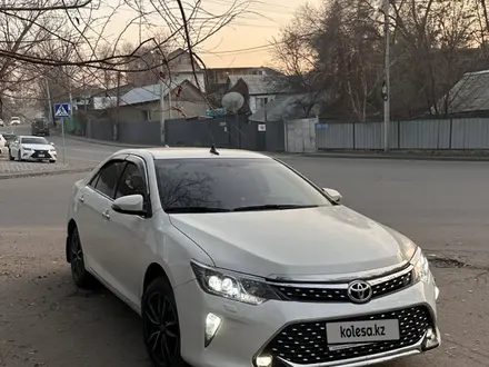 Toyota Camry 2015 года за 10 800 000 тг. в Шымкент – фото 13