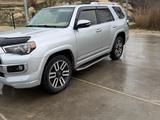 Toyota 4Runner 2017 годаүшін14 200 000 тг. в Актау – фото 4