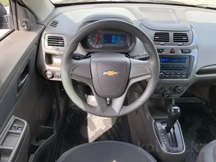 Chevrolet Cobalt 2021 года за 6 040 000 тг. в Алматы – фото 11