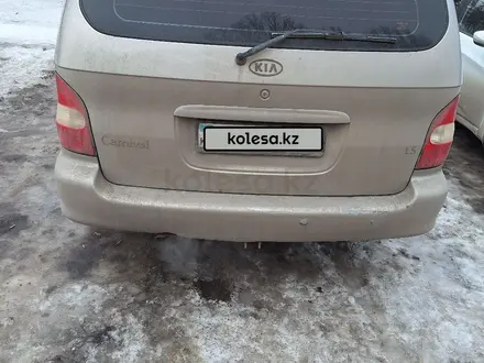 Kia Carnival 1999 года за 2 400 000 тг. в Павлодар – фото 5