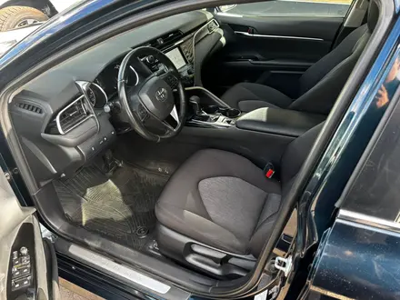 Toyota Camry 2019 года за 10 250 000 тг. в Астана – фото 12