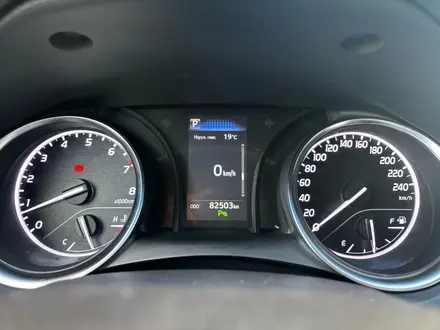 Toyota Camry 2019 года за 10 250 000 тг. в Астана – фото 14