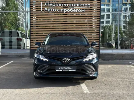 Toyota Camry 2019 года за 10 250 000 тг. в Астана – фото 5