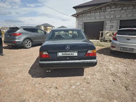 Mercedes-Benz E 260 1989 года за 1 000 000 тг. в Караганда – фото 6