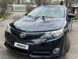 Toyota Camry 2013 года за 6 600 000 тг. в Алматы – фото 2