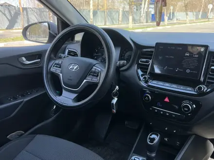 Hyundai Accent 2021 года за 8 200 000 тг. в Костанай – фото 2