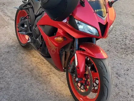 Honda  CBR 600RR 2008 года за 3 000 000 тг. в Астана – фото 4