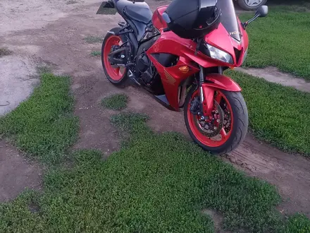 Honda  CBR 600RR 2008 года за 3 000 000 тг. в Астана – фото 5