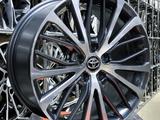 CAMRY 70 на 18 новые диски за 230 000 тг. в Астана