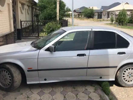 BMW 320 1991 года за 1 300 000 тг. в Туркестан – фото 2