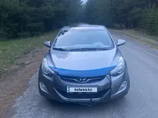 Hyundai Elantra, 2012