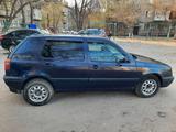 Volkswagen Golf 1994 года за 900 000 тг. в Семей – фото 4