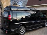 GMC Savana 2012 года за 22 000 000 тг. в Уральск – фото 2