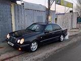 Mercedes-Benz E 320 1997 года за 3 300 000 тг. в Алматы