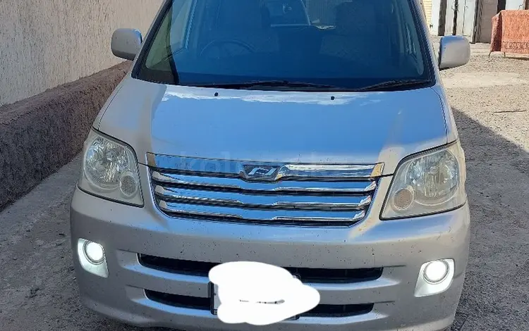 Toyota Noah 2003 годаүшін4 000 000 тг. в Астана