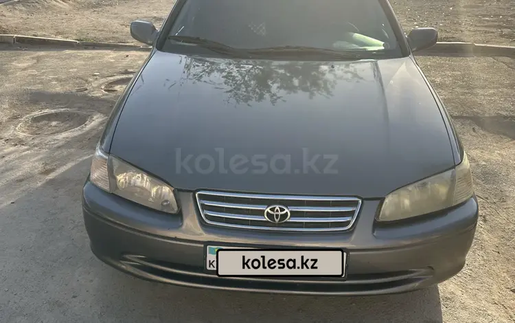 Toyota Camry 2001 года за 3 300 000 тг. в Жанаозен