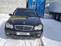 Mercedes-Benz C 180 2001 годаүшін3 500 000 тг. в Астана