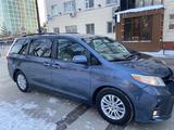 Toyota Sienna 2016 года за 13 800 000 тг. в Астана