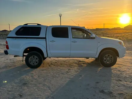 Toyota Hilux 2006 года за 6 000 000 тг. в Актау – фото 3