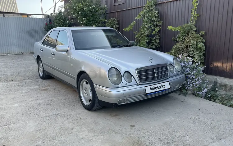 Mercedes-Benz E 320 1998 года за 3 250 000 тг. в Шымкент