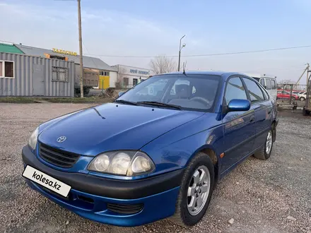 Toyota Avensis 1999 года за 3 150 000 тг. в Кокшетау