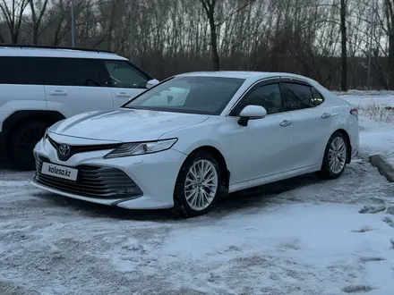 Toyota Camry 2019 года за 16 900 000 тг. в Усть-Каменогорск – фото 9