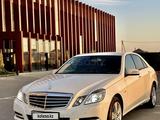 Mercedes-Benz E 200 2011 годаfor8 250 000 тг. в Караганда – фото 2