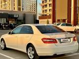 Mercedes-Benz E 200 2011 годаfor8 250 000 тг. в Караганда – фото 3