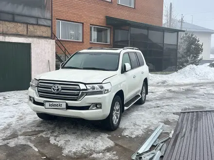 Toyota Land Cruiser 2019 года за 48 000 000 тг. в Астана