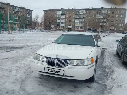 Lincoln Town Car 1999 года за 3 000 000 тг. в Караганда